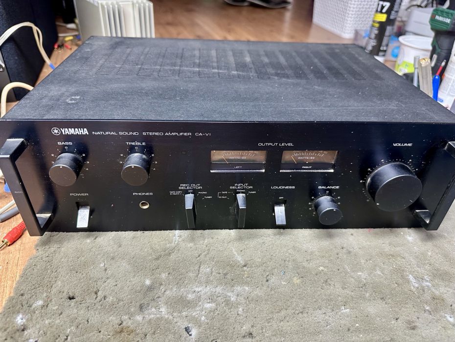 Yamaha CA-V1 ter reparatie