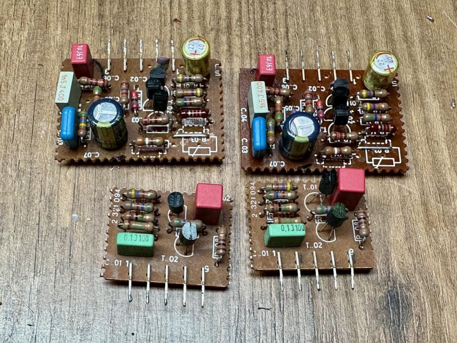 Phono en radio ingang printplaten met nieuwe WIMA condensatoren