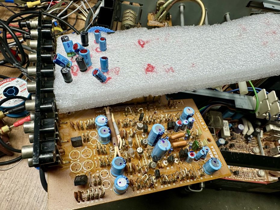 Phonoboard van Yamaha versterker