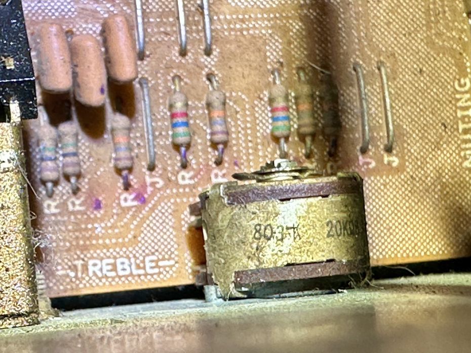YAMAHA CA-810 open ter reparatie