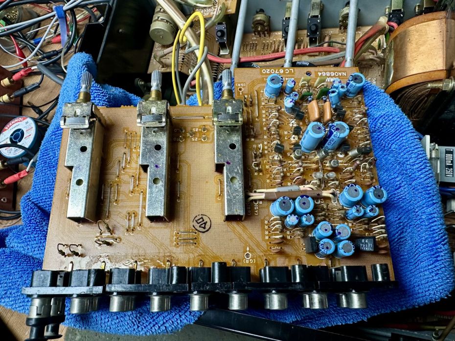 Phonoboard van Yamaha versterker