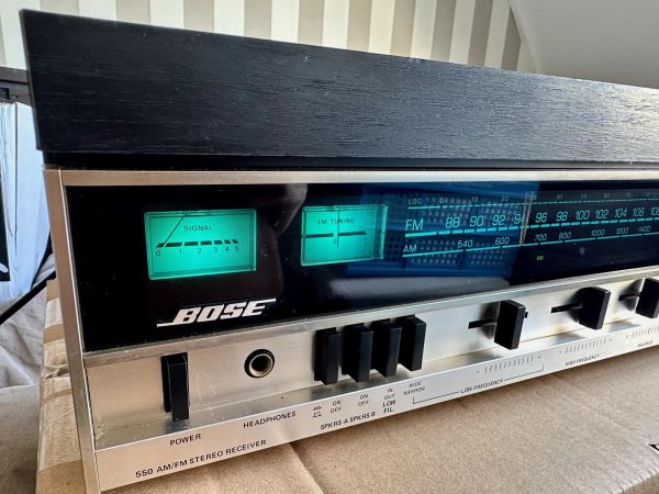 Schone knoppen van bose 550