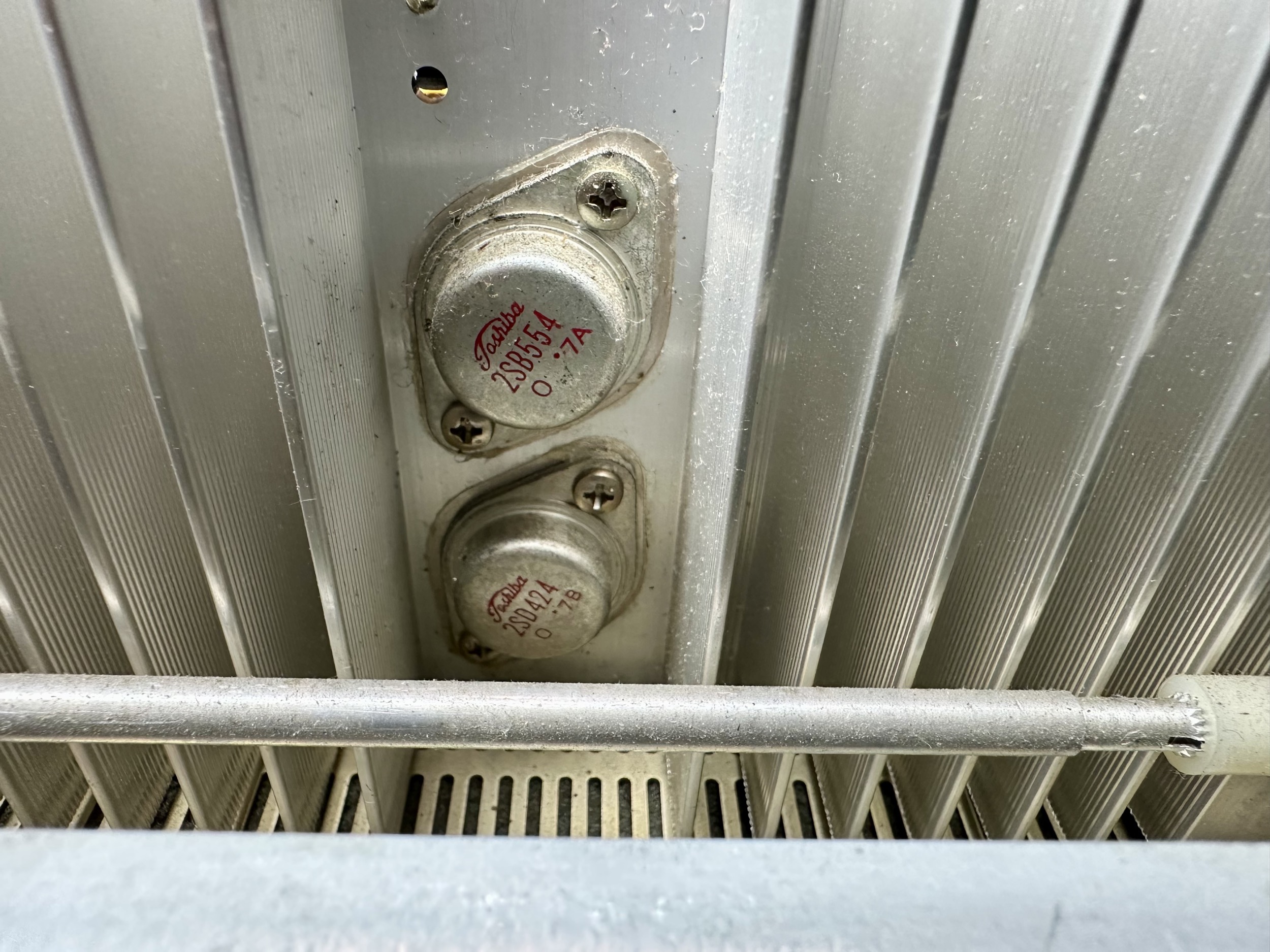 Eind transistoren van AM-2800