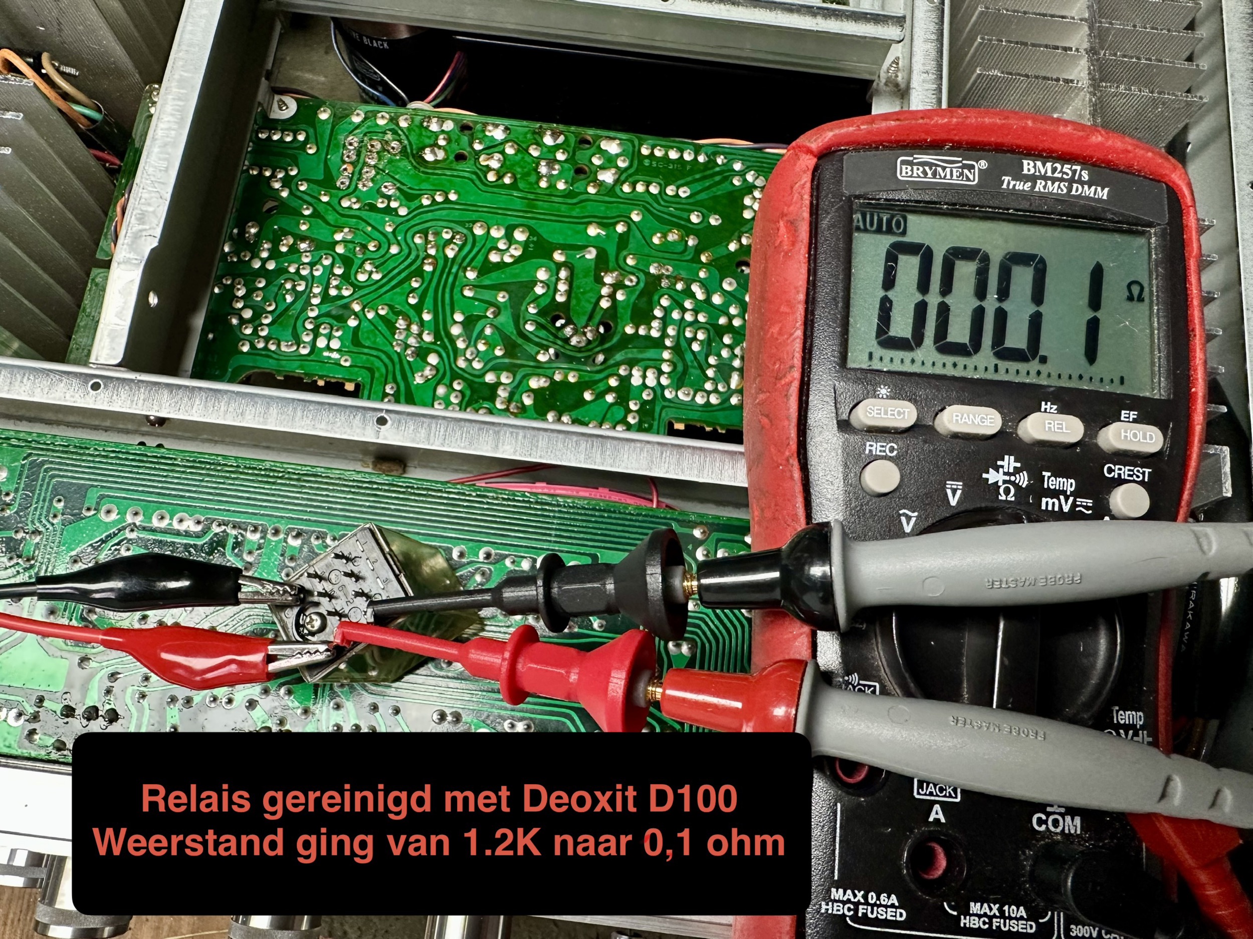Relais van Akai AM-2800
