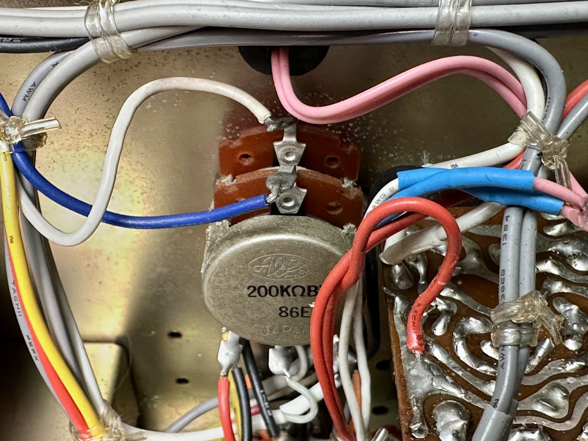 Binnenkan met volume potmeter