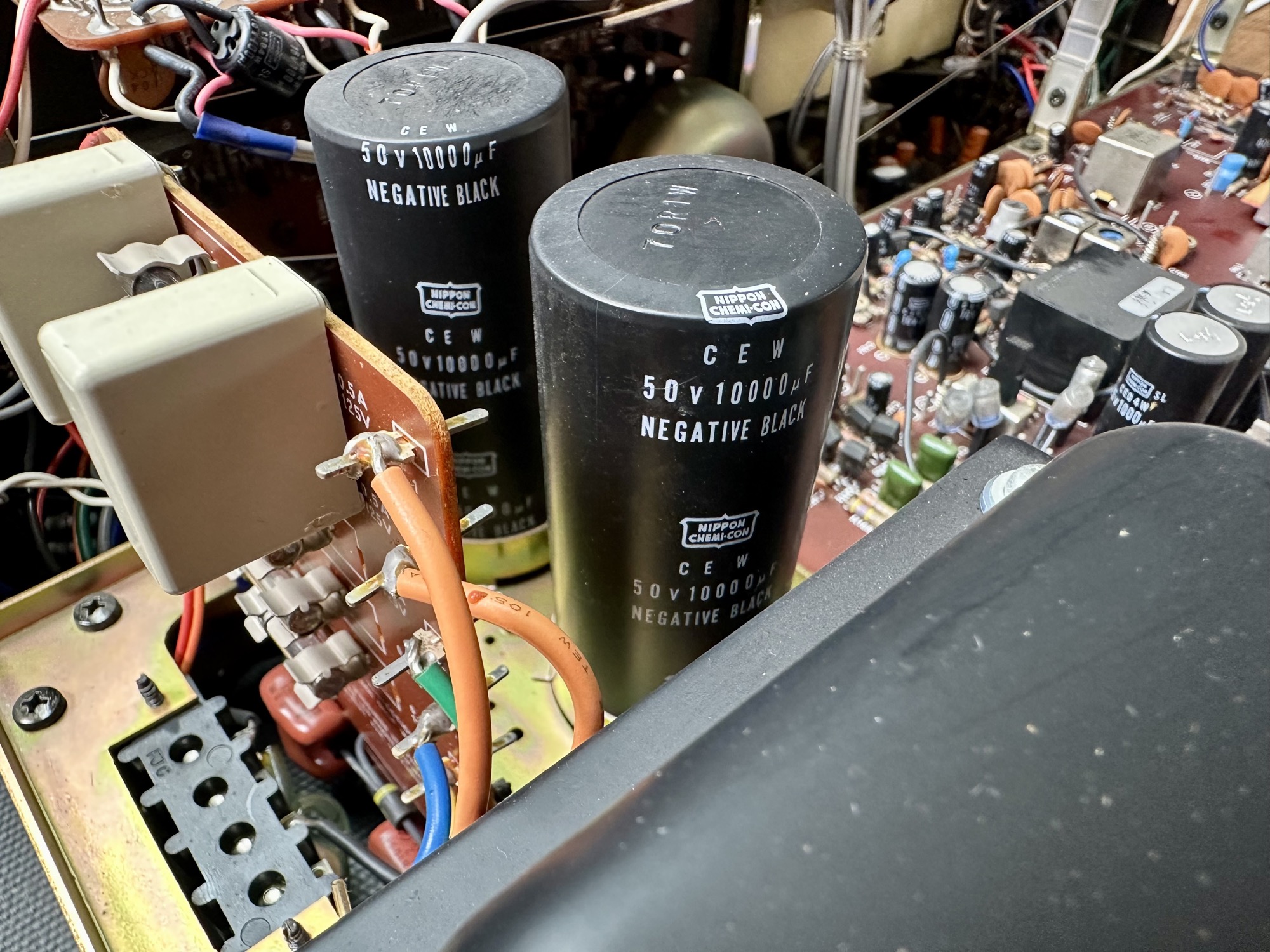 Luxman R-1050 receiver buffer elco's