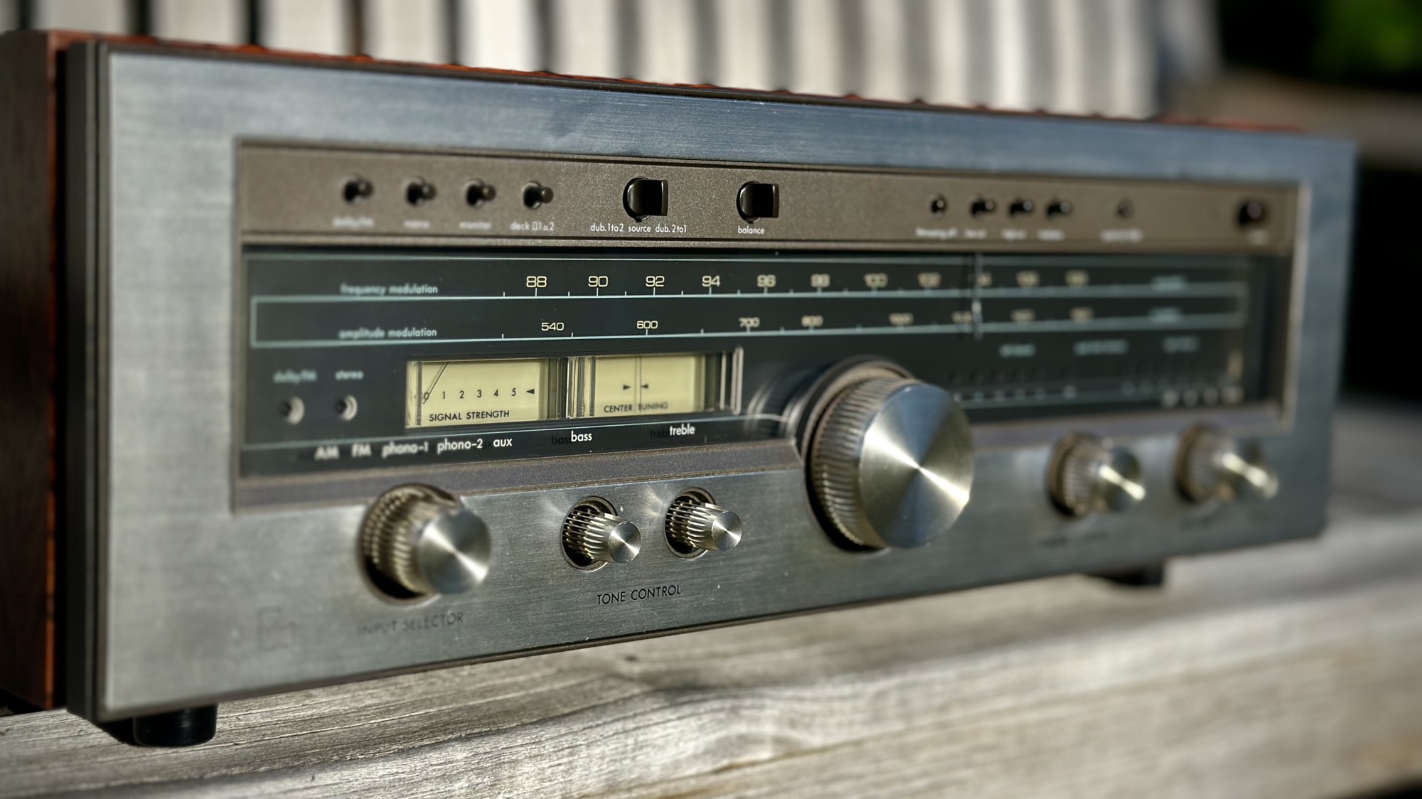 Jaren 70 Luxman R-1050 receiver