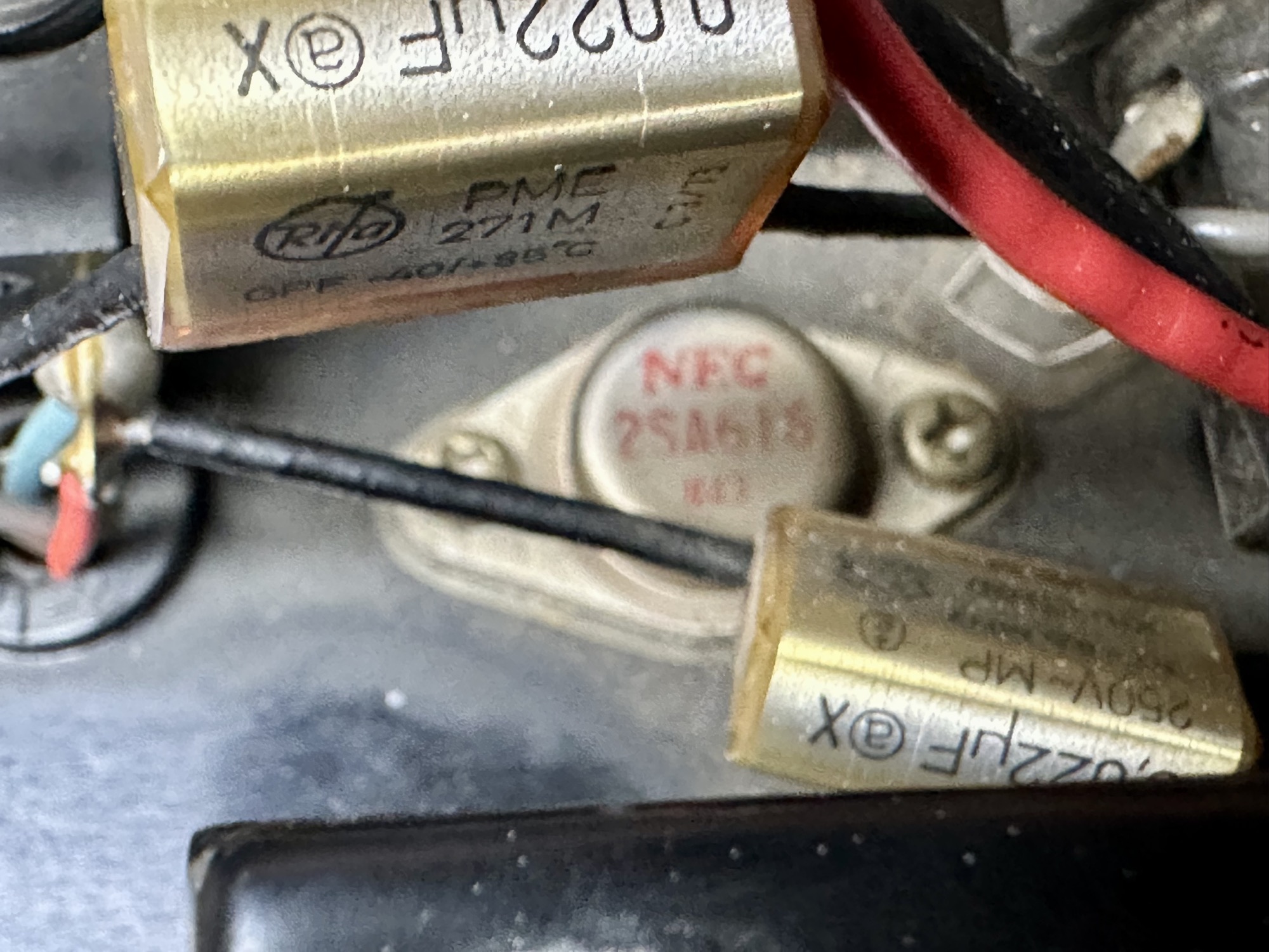 Originele 2SA616 transistor in Luxman 700