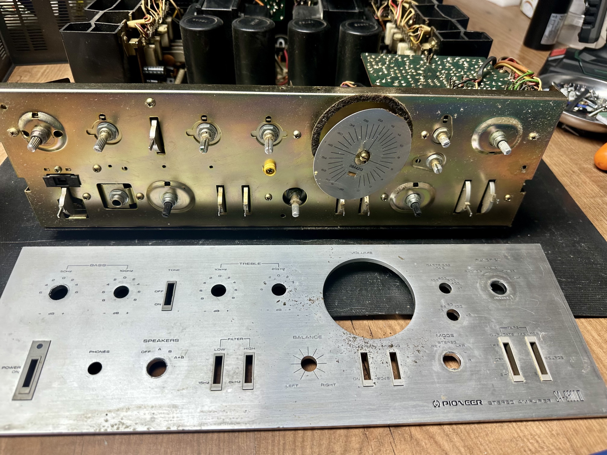 PIONEER SA-9500 II open ter reparatie