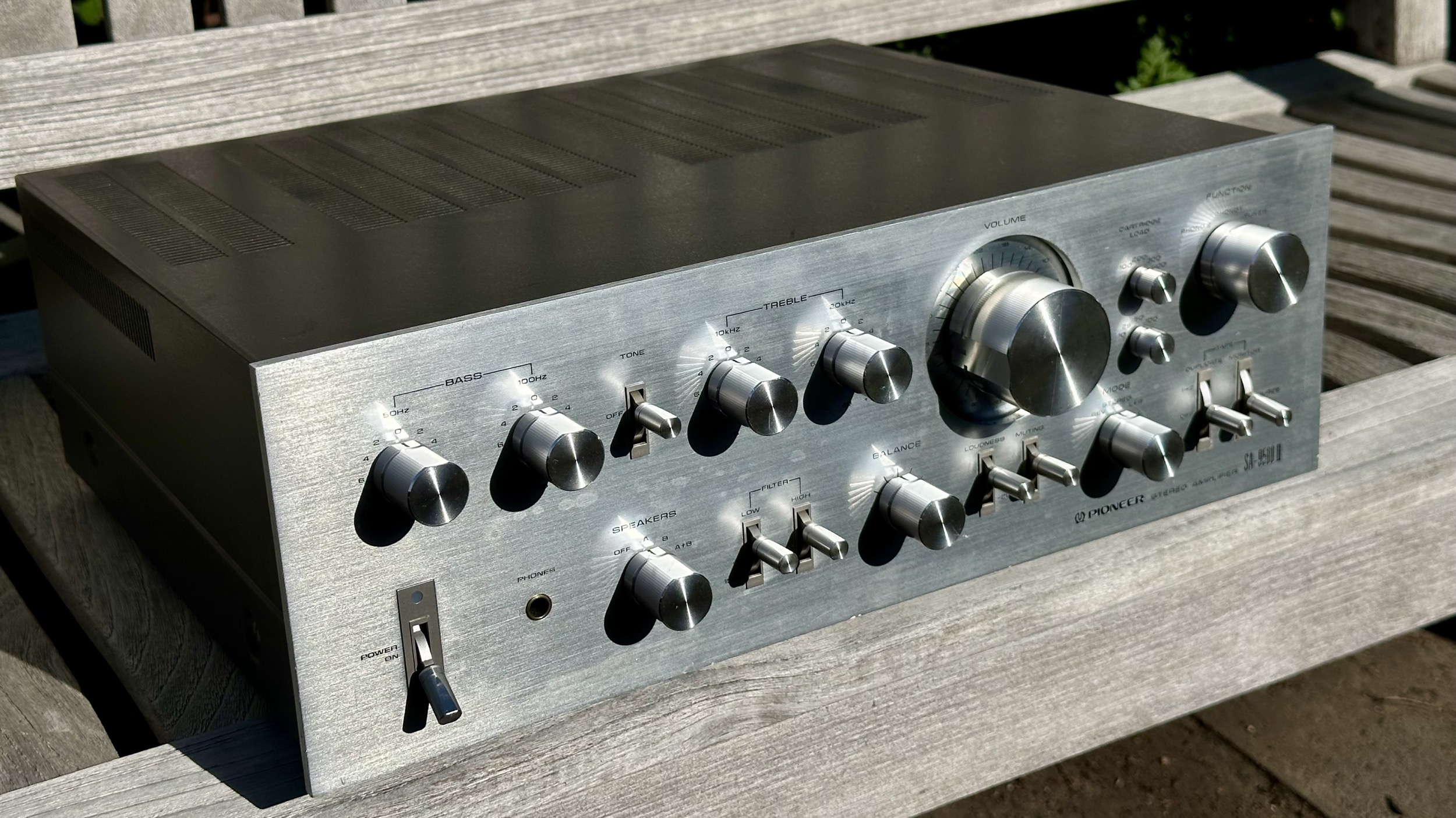 Gerepareerde Pioneer SA-9500 II eindresultaat