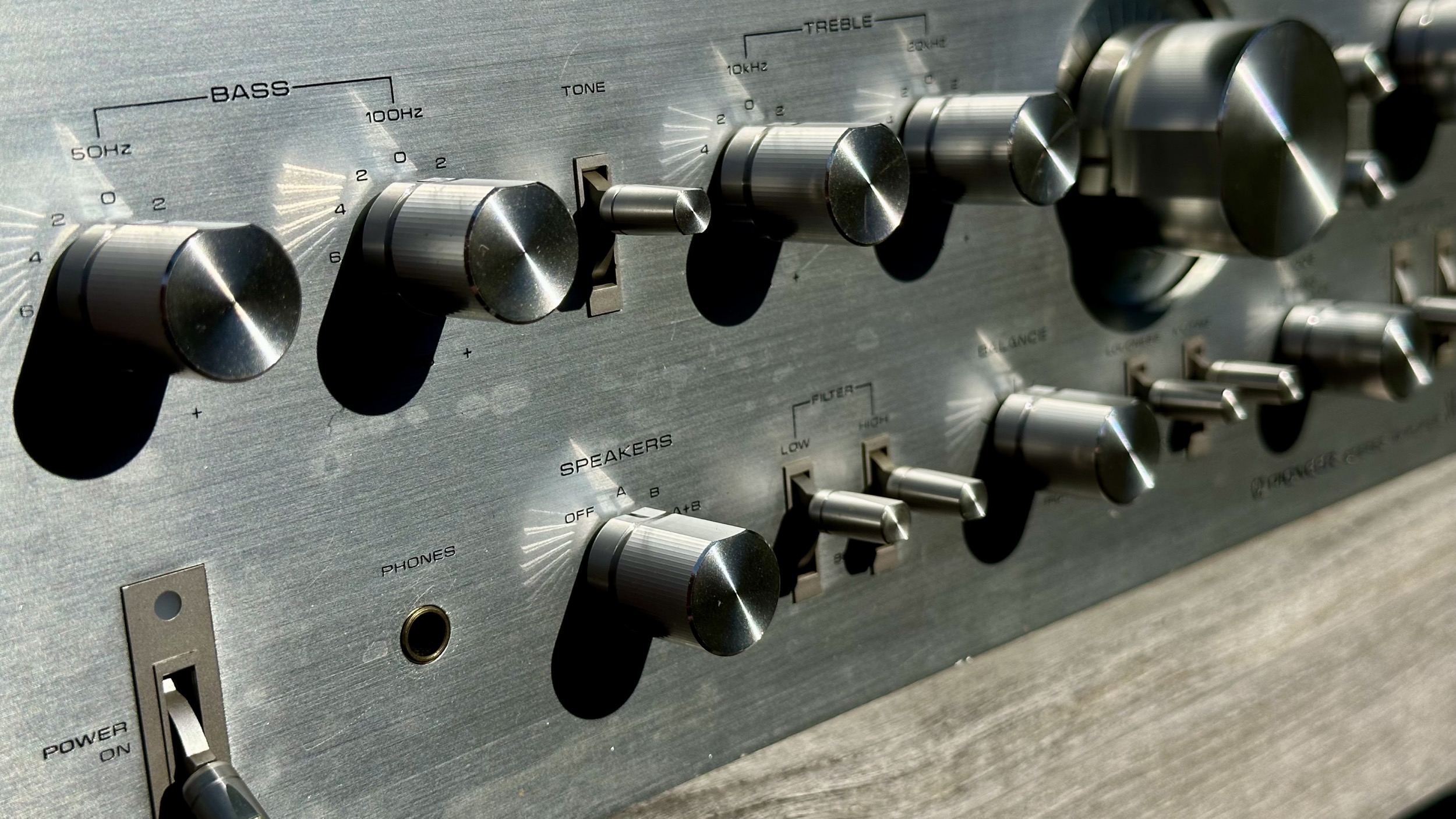Gerepareerde Pioneer SA-9500 II eindresultaat