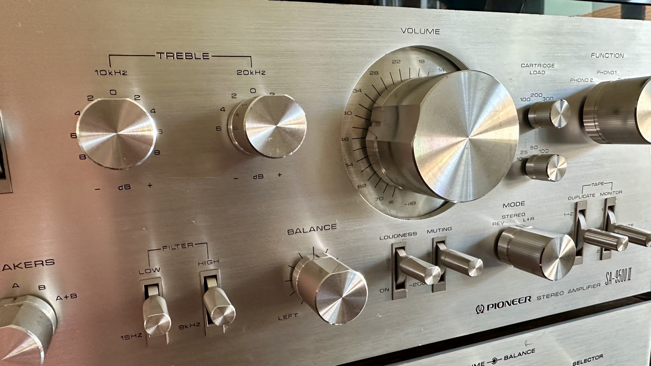 Front van Pioneer SA-9500 II