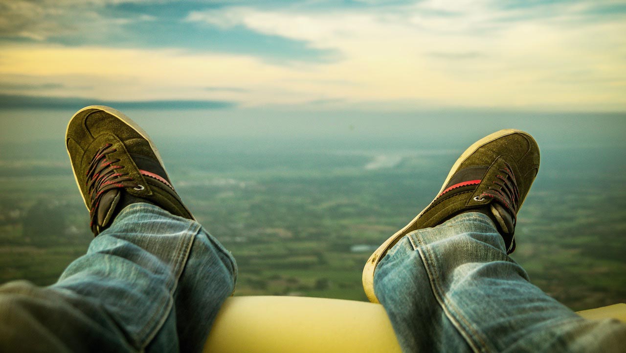 Luchtballonvaart liggend in de mand