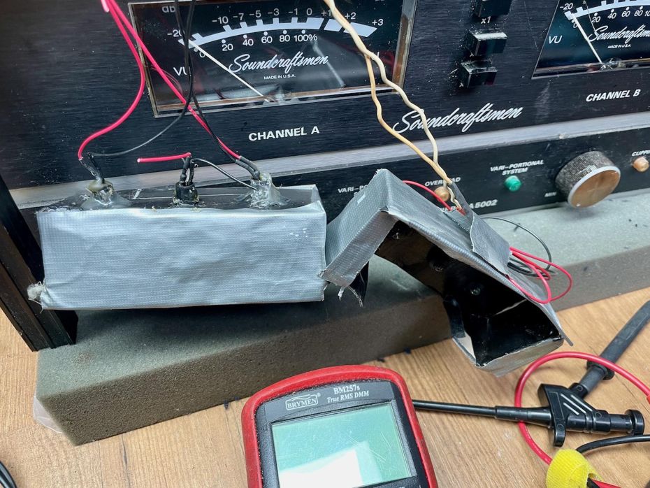 Verlichting van VU meters Soundcraftsmen MA5002