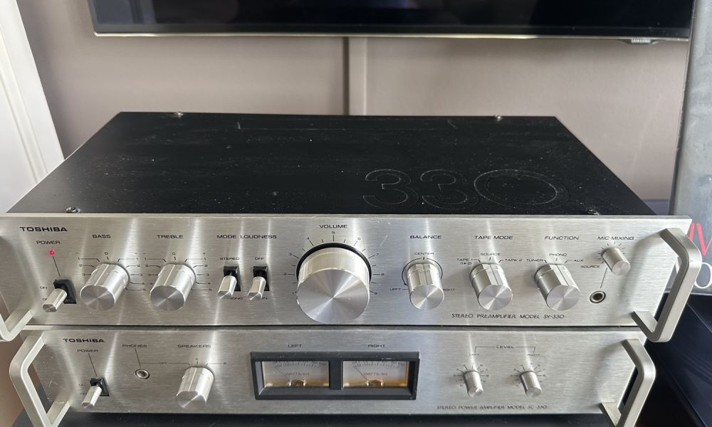 Toshiba 330 audio set