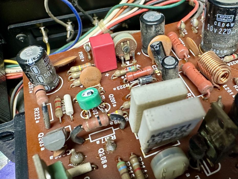 Luxman Q201, Q202 vervangen door KSA992 transistoren