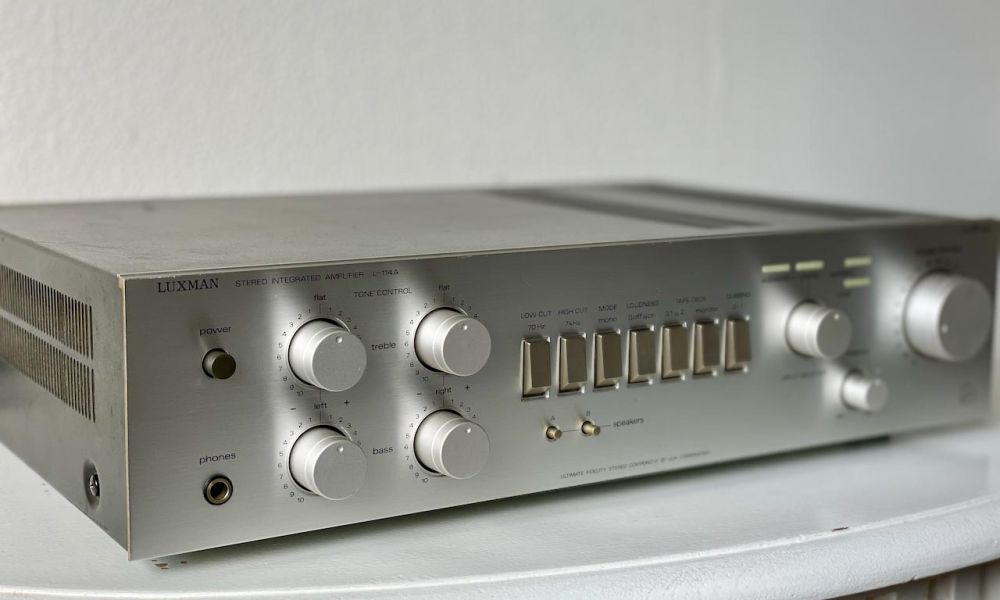 Prachtige Luxman L-114 versterker 