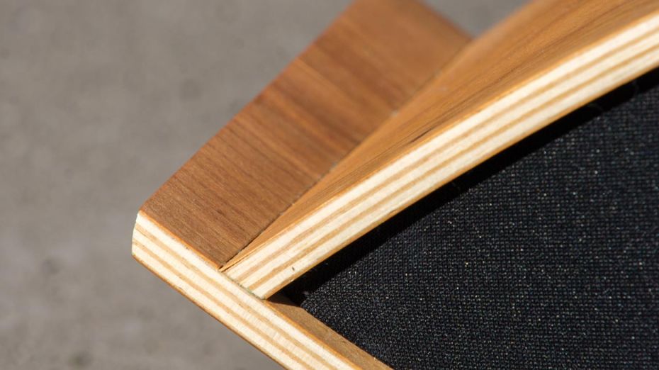 BT speaker houtfineer hoekaansluiting