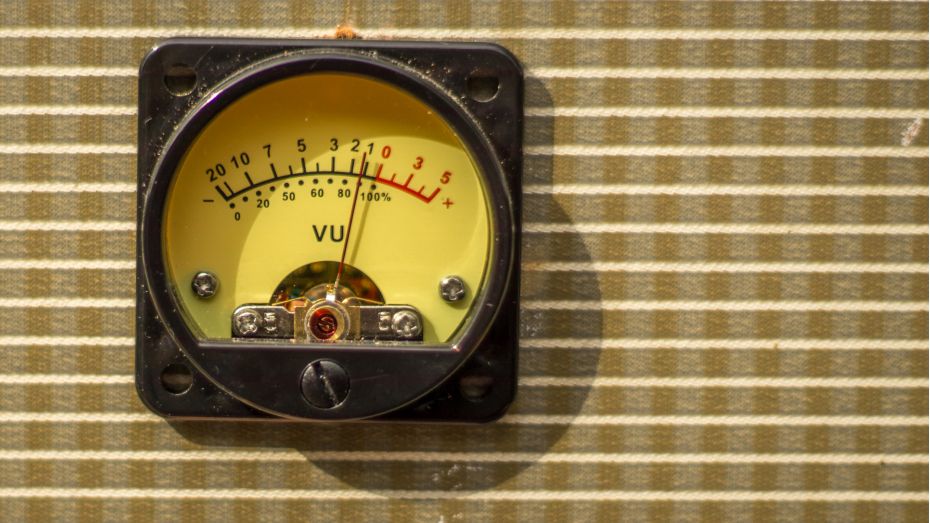 Ouderwetse VU meter met verlichting