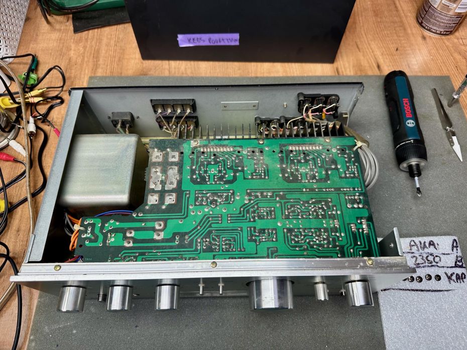 Akai am-2350 fout zoeken