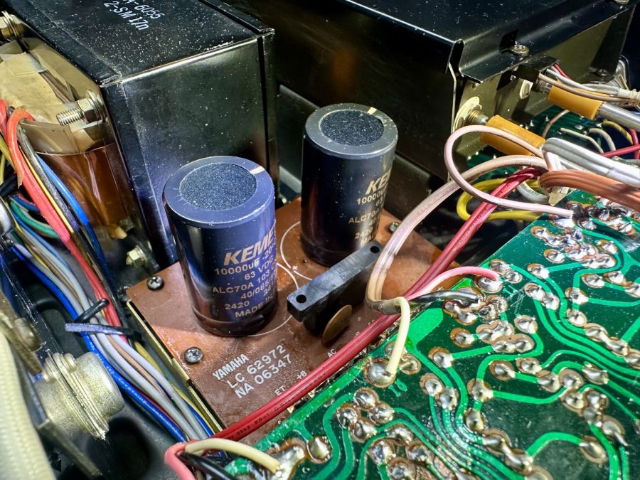 Hoogwaardige KEMET elco's