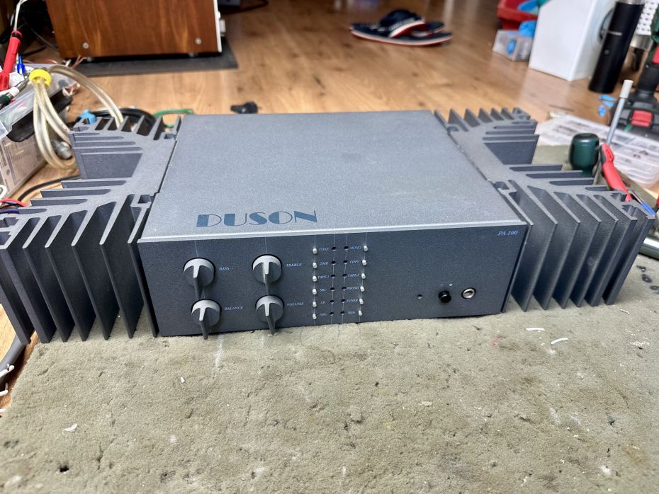 Duson PA 100 versterker ter reparatie
