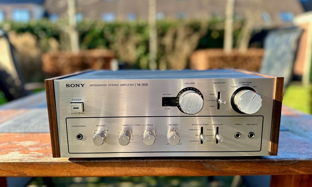 Sony TA-2650 versterker repartie