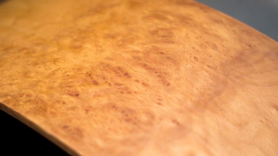 BT speaker met houtfineer