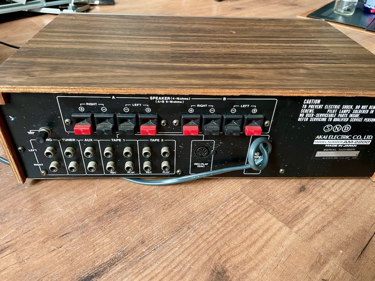 Akai am-2200 vóór de recap