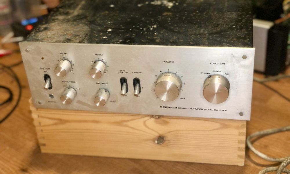 Pioneer SA-5300 zeer vies en defect