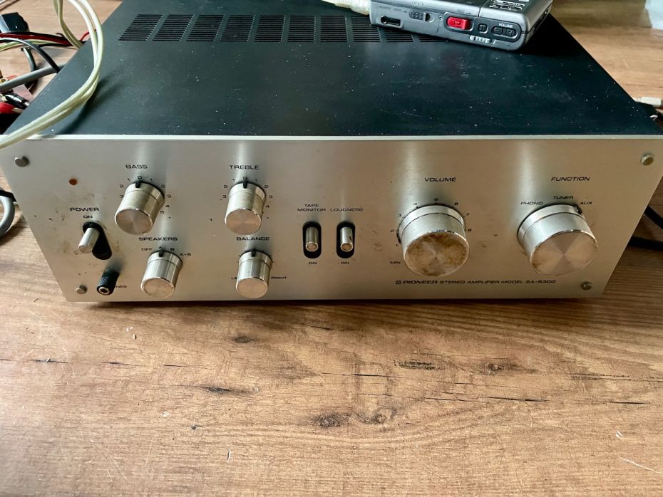 Niet meer de mooiste Pioneer SA-5300