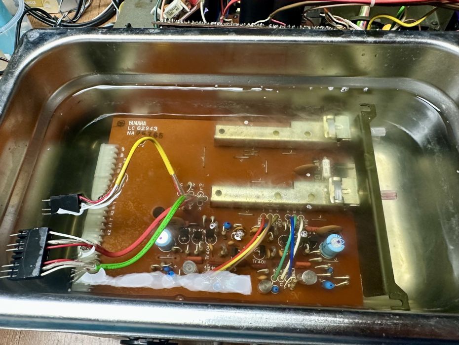 Yamaha CA-600 versterker in utrasoonbad